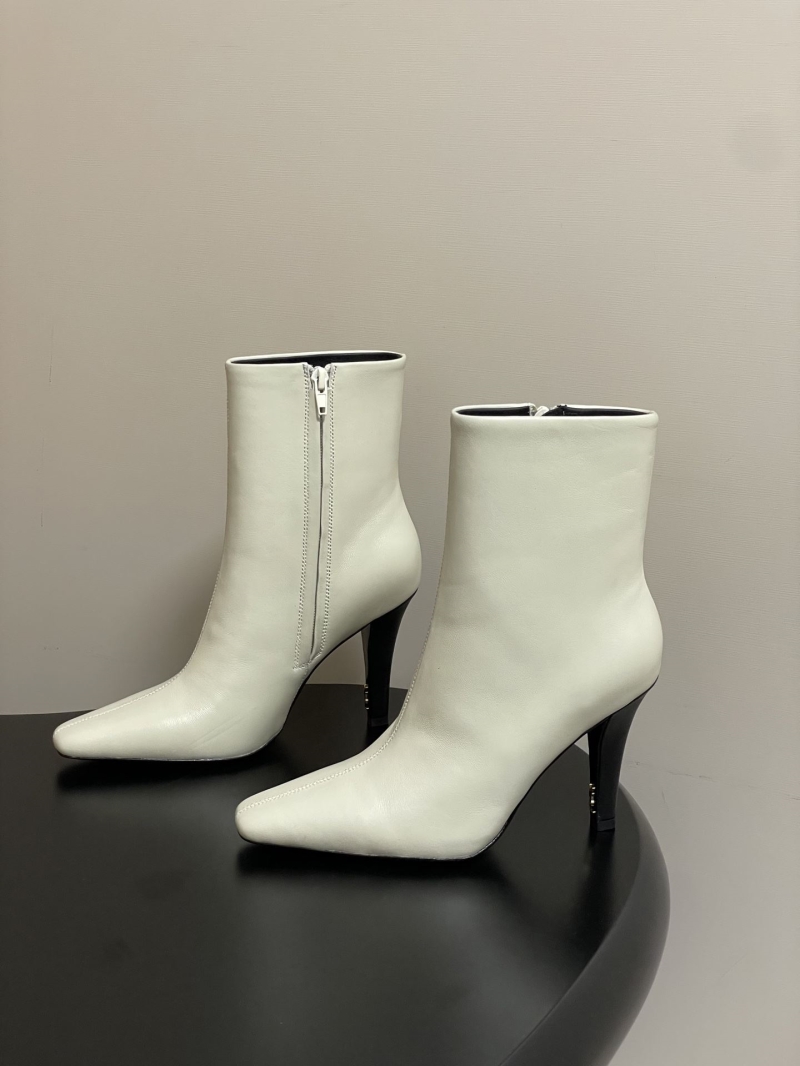 Y51 boots